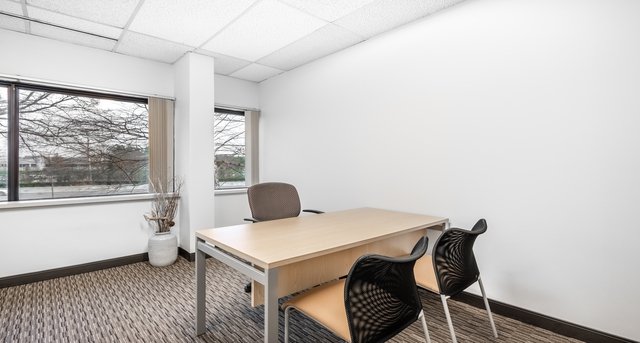 Sewa pejabat 200 Broadhollow Road_3-1