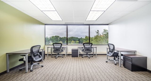 Alquiler oficinas 200 Continental Drive_5-1