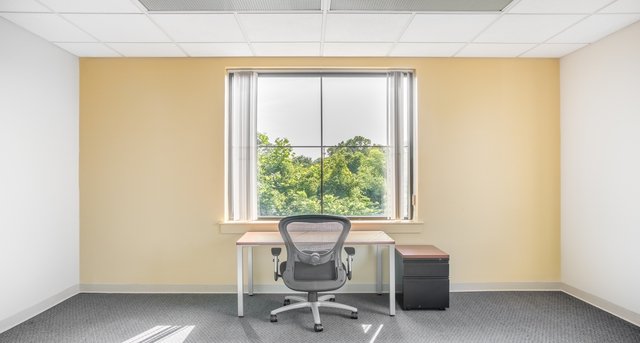 Rent office 200 Prosperity Place_7-1