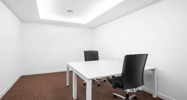 Rent office 200 South Executive Drive_2-1