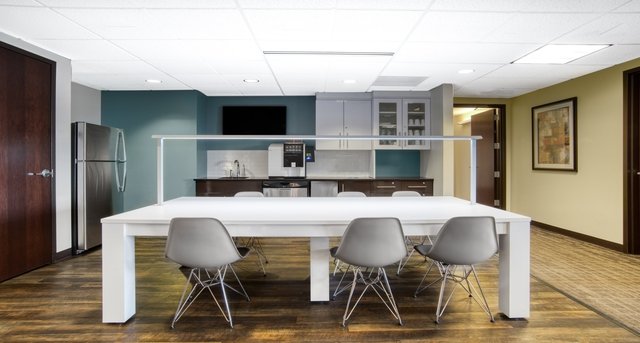 200 Union Boulevard, 200 Union Boulevard, Lakewood, CO 80228 — office space for rent, photo 1