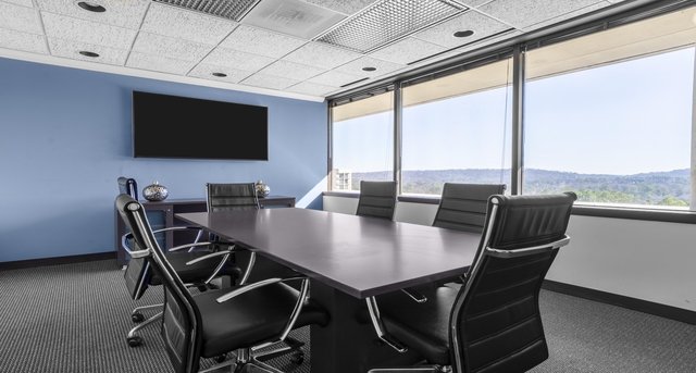 Bureaux à louer 2100 Southbridge Parkway_1-1