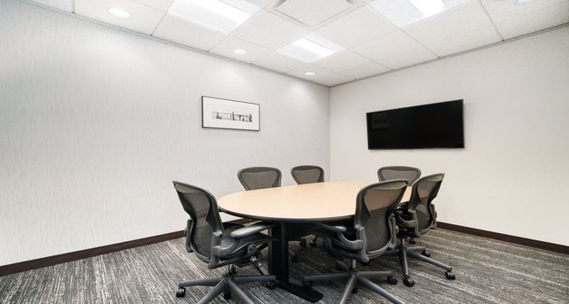 Rent office 21 Waterway Avenue_5-1