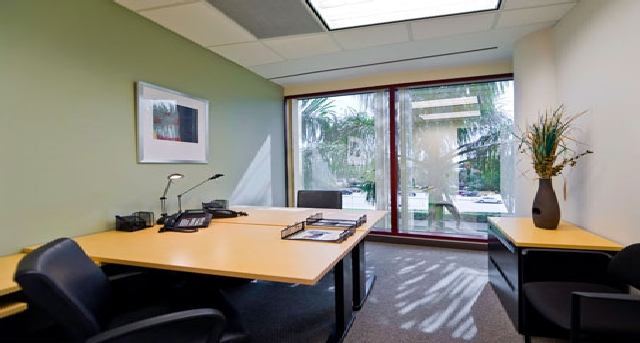 Sewa pejabat 2255 Glades Road_3-1