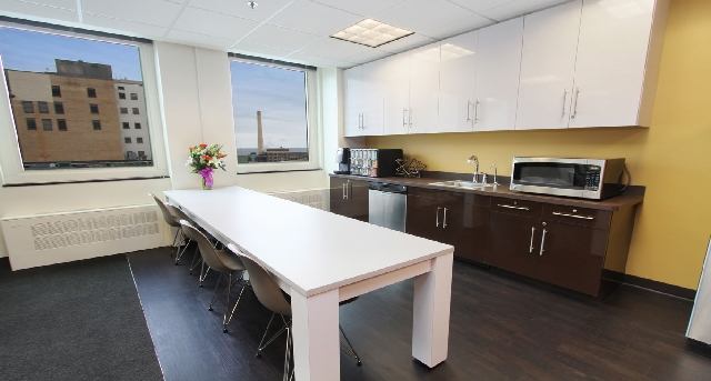 Rent office 230 West Superior Street_1-1