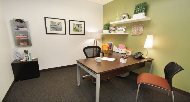 Rent office 230 West Superior Street_10-1