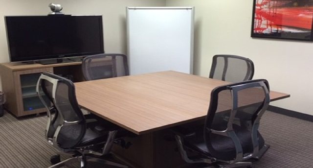Rent office 230 West Superior Street_4-1