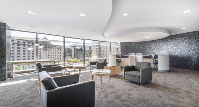 Rent office 24th At Camelback_1-1