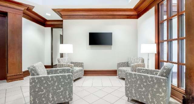 2500 Regency Parkway_7 임대 사무실-1