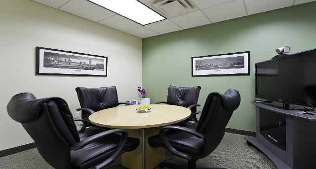 Rent office 250 Monroe Avenue NW_5-1