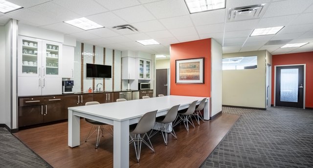 Rent office 2550 West Union Hills Drive_1-1