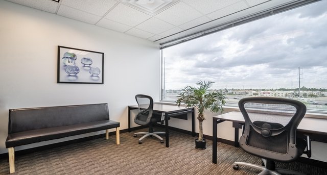 Rent office 2550 West Union Hills Drive_3-1
