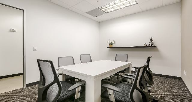 Rent office 2598 E. Sunrise Blvd_2-1