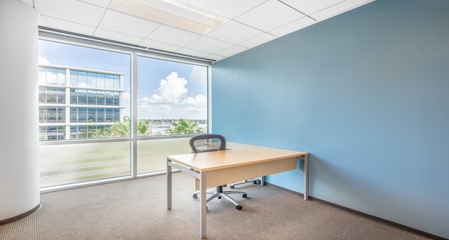 Cнять офис 2600 South Shore Boulevard_3-1