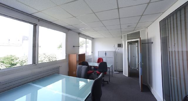 Kantoor te huur 293 bd St Denis_2-1