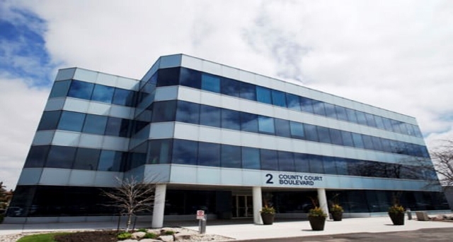 مكتب للايجار2 County Court Blvd., Suite 400_1-1