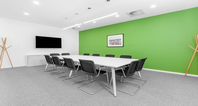 2 Guildford Business Park, Guildford Business Park Road, Guildford, Surrey GU2 8XG — office space for rent, photo 7