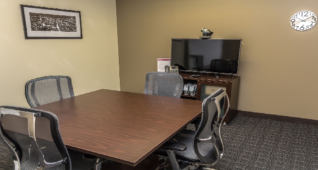 Rent office 301 N. Main Street_8-1
