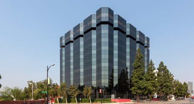 Rent office 303 North Glenoaks Boulevard_8-1