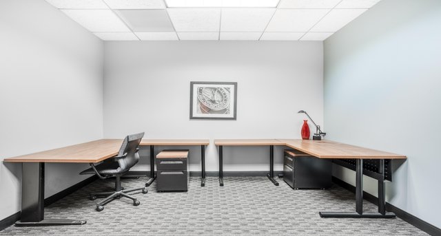 30 South Wacker, 30 South Wacker Drive, Chicago, IL 60606 — office space for rent, photo 1
