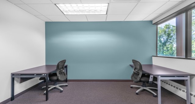 Rent office 3200 Greenfield Road_5-1
