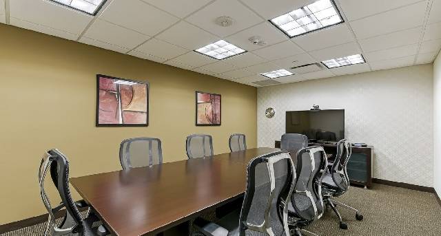 Büros zu mieten 3200 Greenfield Road, Suite 300_1-1