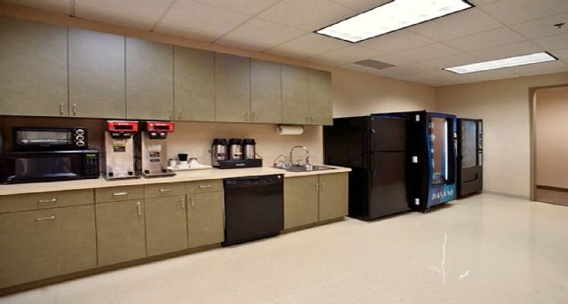 Rent office 3235 Satellite Boulevard, Building 400, Suite 300_5-1