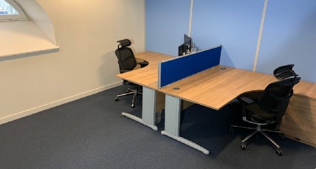 Rent office 37 Waterloo Quay_3-1