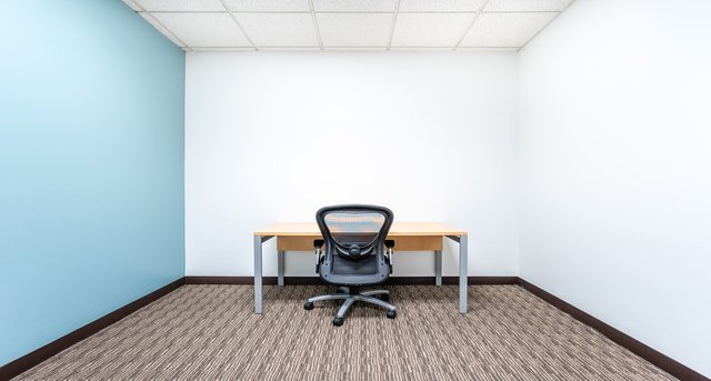 Alquiler oficinas 39899 Balentine Drive_1-1