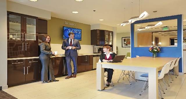Rent office 400 Continental Blvd_3-1