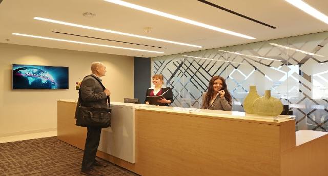 Rent office 400 Continental Blvd_8-1