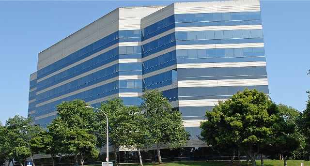 Sewa pejabat 400 Corporate Pointe, Suite 300_3-1