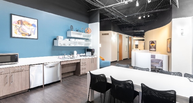 Rent office 400 East Royal Lane, Building 3, Suite 290_3-1