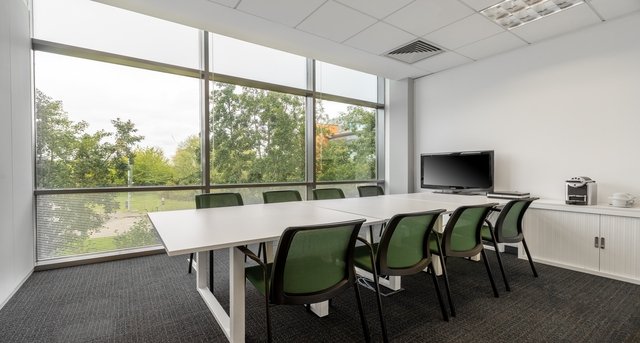 400 Thames Valley Park Drive, 400 Thames Valley Park Drive, Reading, Berkshire RG6 1PT — office space for rent, photo 7
