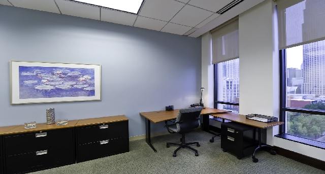 401 North Tryon Street, 401 North Tryon Street, 10th Floor, Charlotte, NC 28202 — office space for rent, photo 1