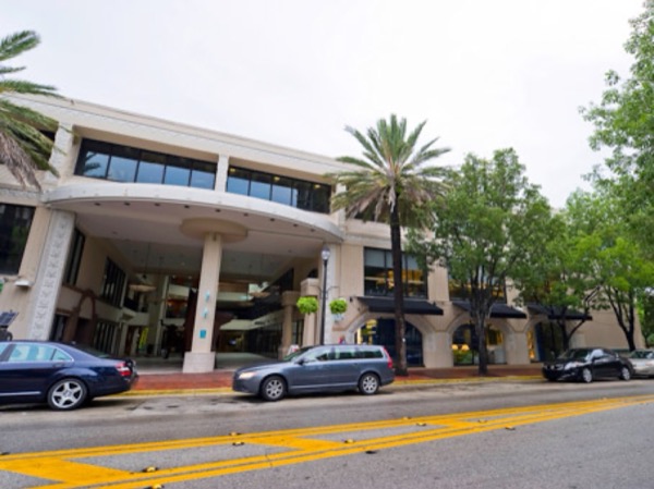 3390 Mary Street, Coconut Grove, 3390 Mary Street, Coconut Grove, Miami, FL 33133 — office space for rent, photo 1