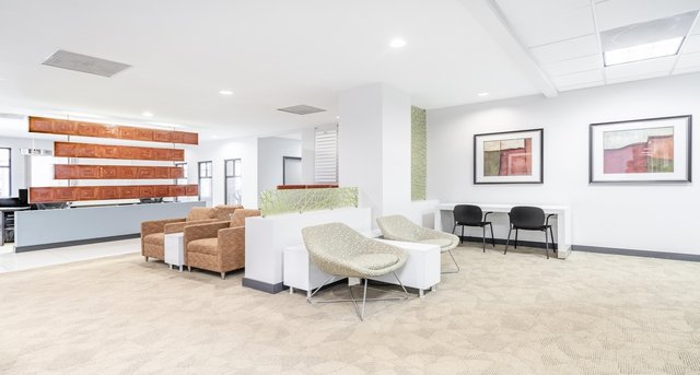 Rent office 433 Plaza Real_4-1