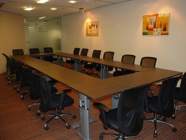 152 Beach Road, 152 Beach Road, Singapore 189721 — office space for rent, photo 1