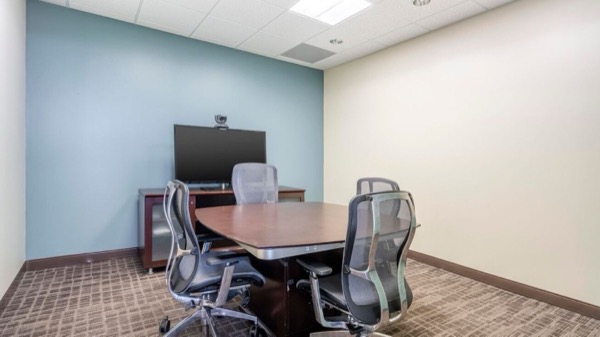 7900 Oak Lane, Suite 400, 7900 Oak Lane, Suite 400, Miami, FL 33016 — office space for rent, photo 2