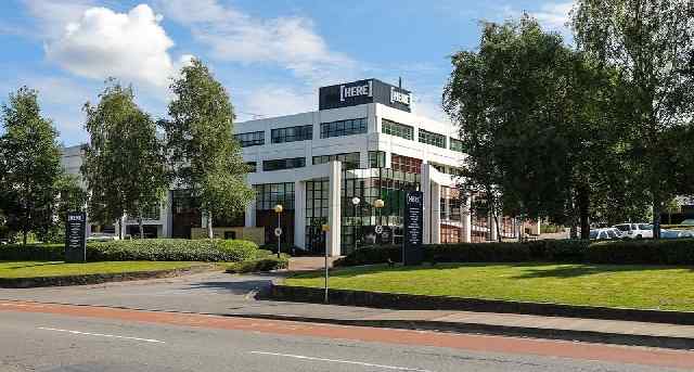مكتب للايجار470 Bath Road_1