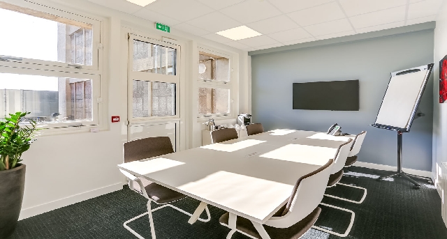 Sewa kantor 47 place Alphonse Fiquet_12-1