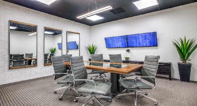 Alquiler oficinas 4925 Greenville Ave_1-1