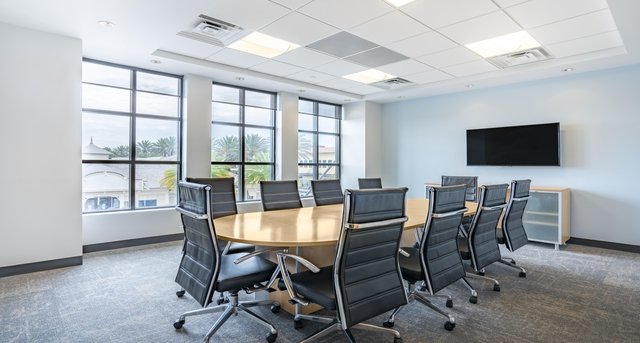 Rent office 495 Grand Boulevard_6-1