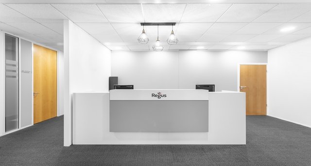 4 Imperial Place, 4 Maxwell Road, Borehamwood, Hertfordshire WD6 1JN — office space for rent, photo 2