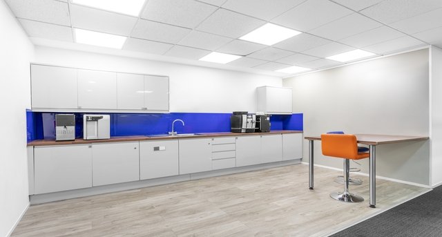 4 Imperial Place, 4 Maxwell Road, Borehamwood, Hertfordshire WD6 1JN — office space for rent, photo 4