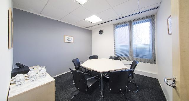 Cнять офис 4th Floor, Victoria House, Victoria Road_5-1