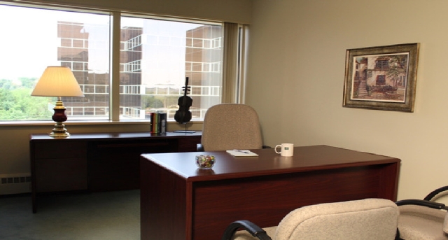 Rent office 5005 Rockside Road_1-1