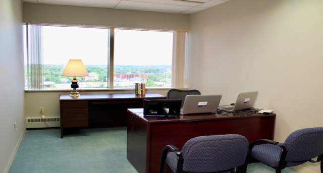 Rent office 5005 Rockside Road_2-1