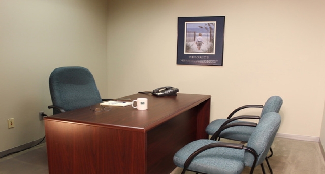 Rent office 5005 Rockside Road_6-1