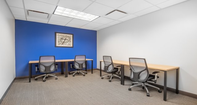 Cнять офис 500 West Putnam Avenue_5-1